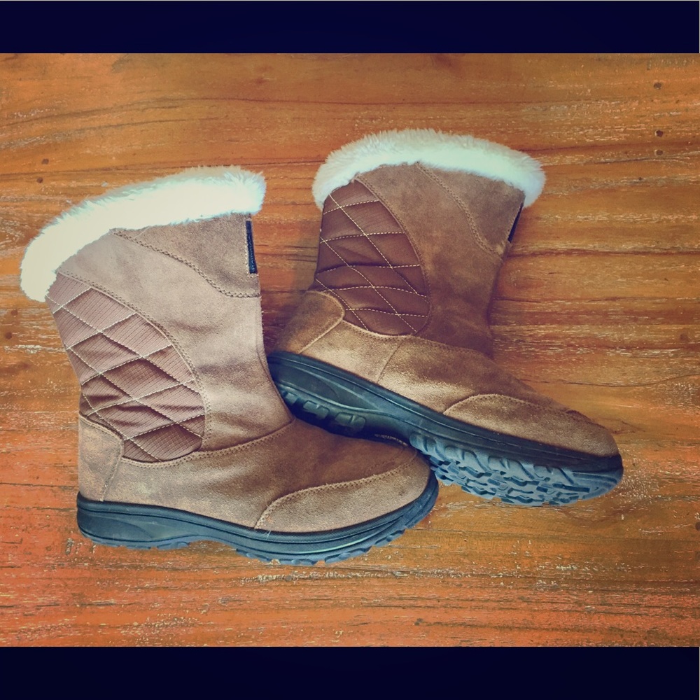 ❄️Columbia Snow boots.  Size 9.5